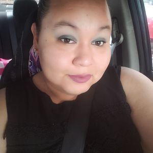 Meet your Posher, Geniveve